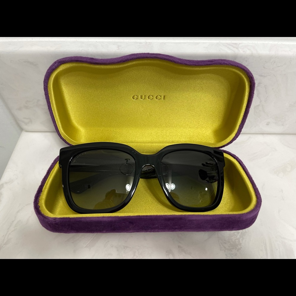 Gucci sunglasses